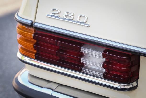 Carro do Leitor: Mercedes-Benz 280 1980