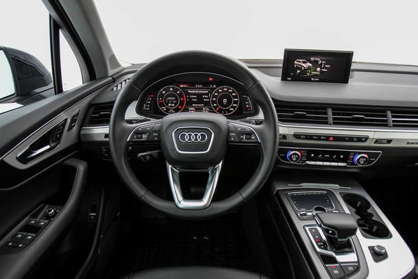 Comparativo: Audi Q7 x Land Rover Discovery
