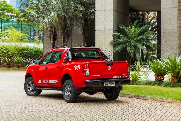 Nova Nissan Frontier Attack