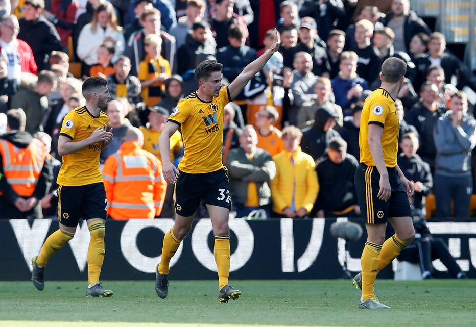 Wolverhampton derrota Fulham e fica próximo de garantir 7º lugar do