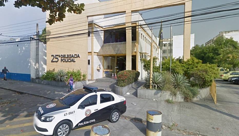 Criminosos alugam guindastes para furtar caixas d