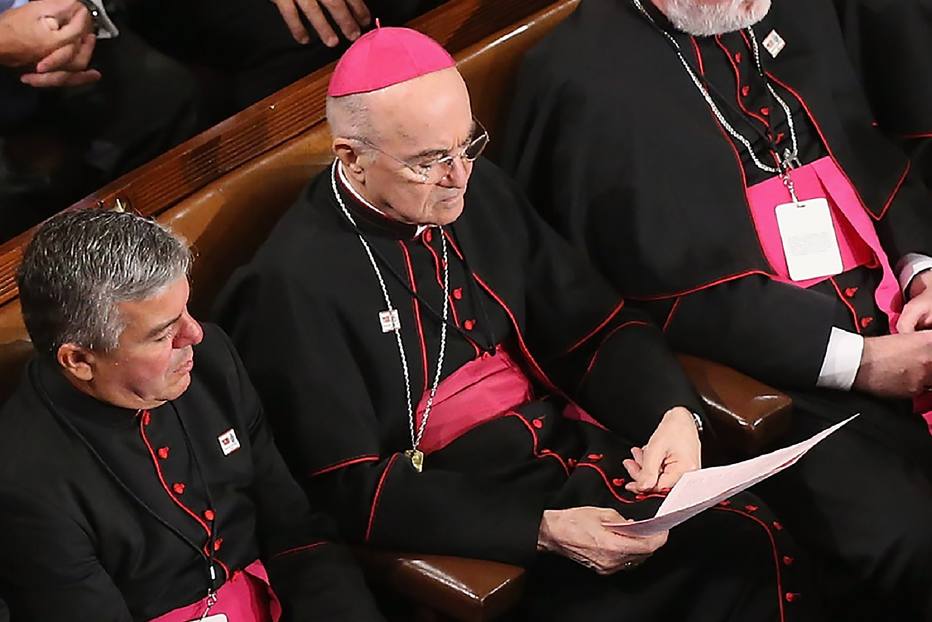 Carlos maria Viganò - Papa Francisco
