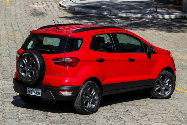 Ford EcoSport X Honda WR-V