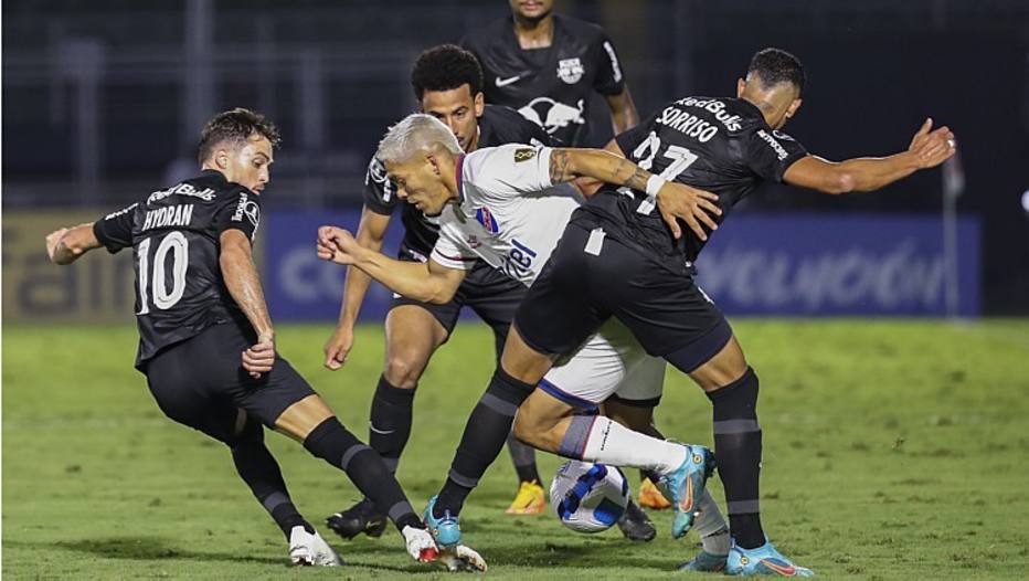 Red Bull Bragantino derrotó a Nacional en el inicio de su 1ra Libertadores