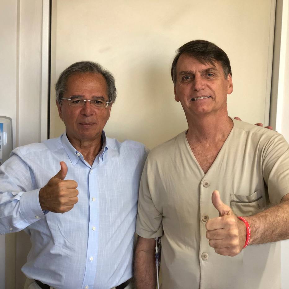 Paulo Guedes visita Bolsonaro