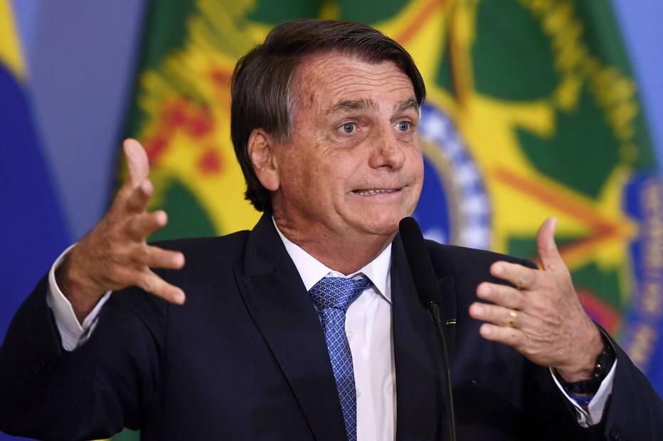 Bolsonaro envía proyecto para acabar con fondos presal obligatorios para educación y salud