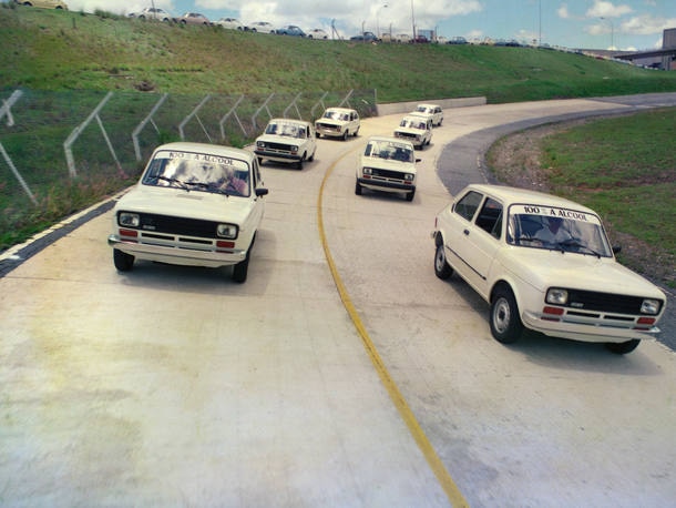 Fiat 147 a etanol - 40 anos do carro a etanol