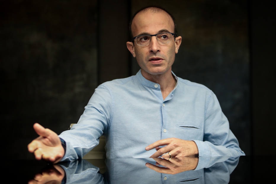 Yuoval Noah Harari