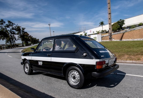 Fiat 147 a etanol - 40 anos do carro a etanol