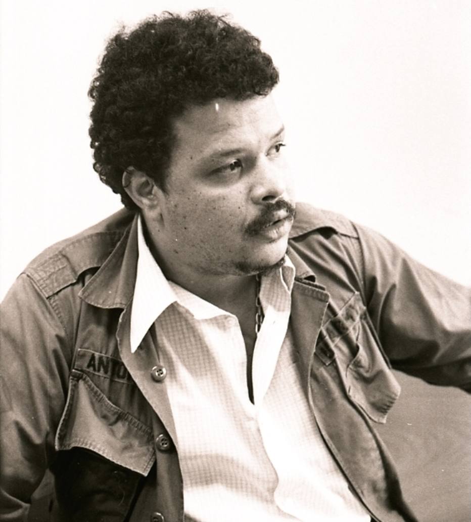 Como Tocar Um Dia de Domingo No Violão Simplificada - Tim Maia