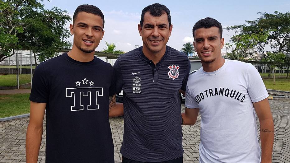[ENQUETE] O Corinthians acerta ao apostar em jogadores desconhecidos?