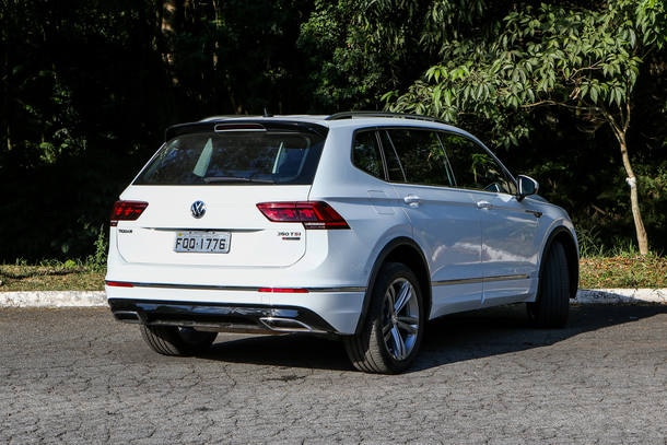 VW Tiguan x Honda CR-V x Chevrolet Equinox