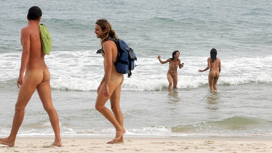 Prática foi regulamentada pela Prefeitura do Rio - Nudismo na ...