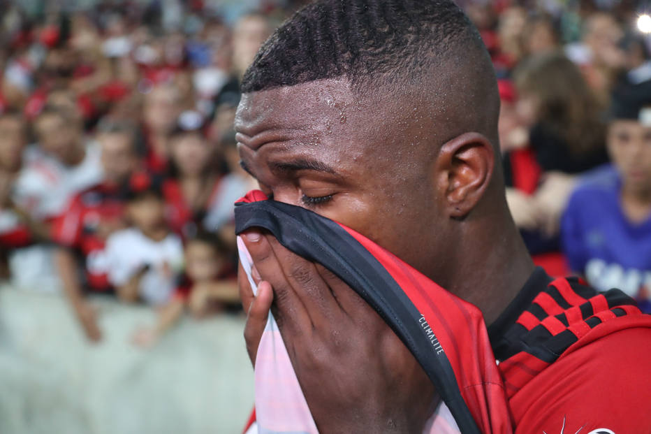 Vinicius Junior Chora E Fala Em Tom De Despedida Depois De Vitória Do ...