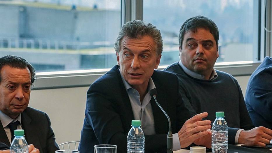 Em crise, governo argentino eliminará entre 10 e 13 ministérios, diz imprensa local