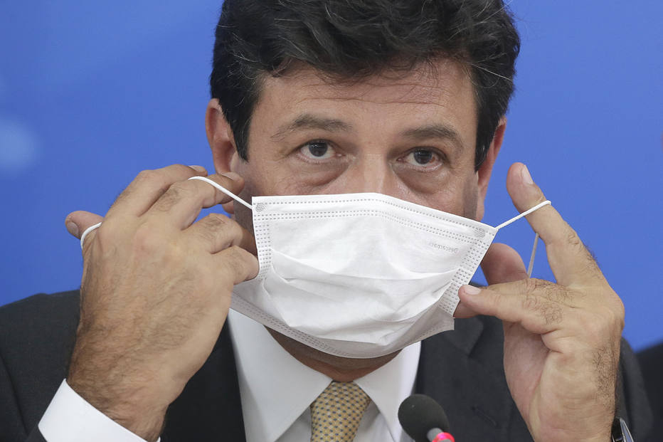 Máscara caseira pode garantir até 70% de proteção', diz especialista -  Saúde - Estadão
