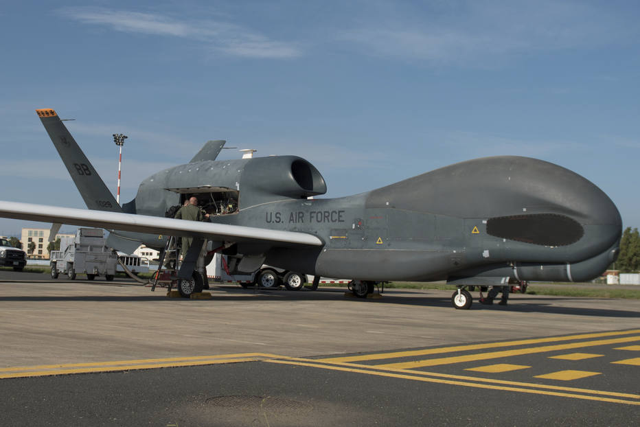 Imagem do drone americano RQ-4 Global Hawk, similar ao derrubado nesta quinta-feira pelo Irã