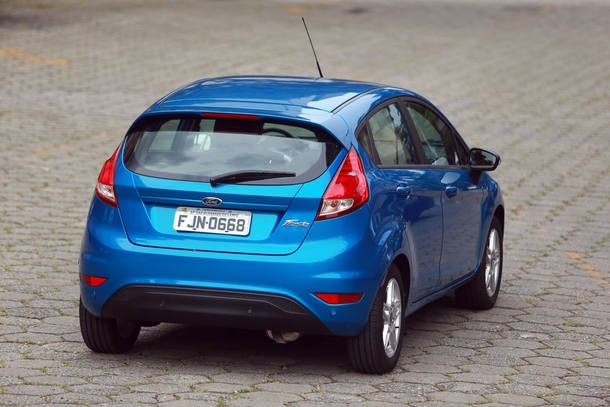 Comparativo: Citroën C3, Ford Fiesta e Peugeot 208