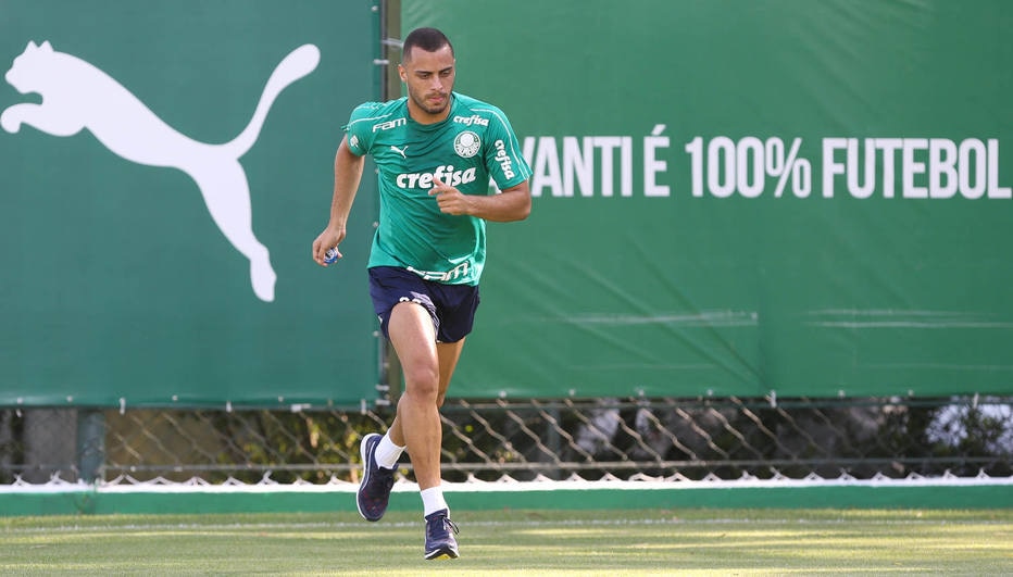 [COMENTE] Para você, contra o Ceará é o momento de Felipão entrar com Cabral como titular?
