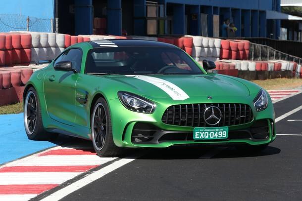 Mercedes AMG GT-R x Audi R8