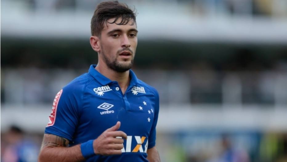 De Arrascaeta, meia do Cruzeiro