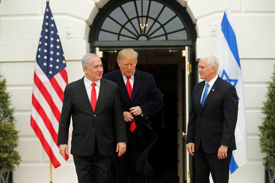 Trump, Netanyahu e o vice Mike Pence na Casa Branca