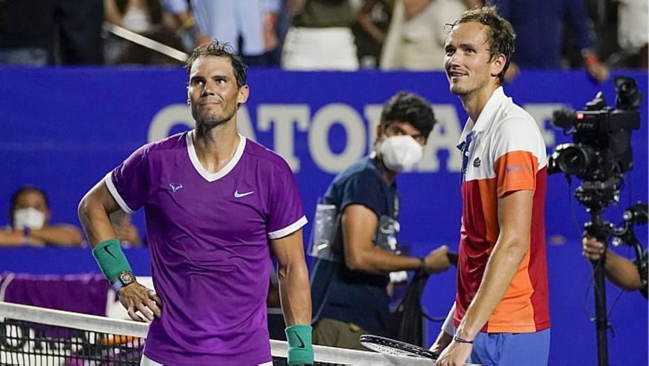 Medvedev es eliminado por Nadal en el primer partido tras llegar a lo más alto del ranking ATP