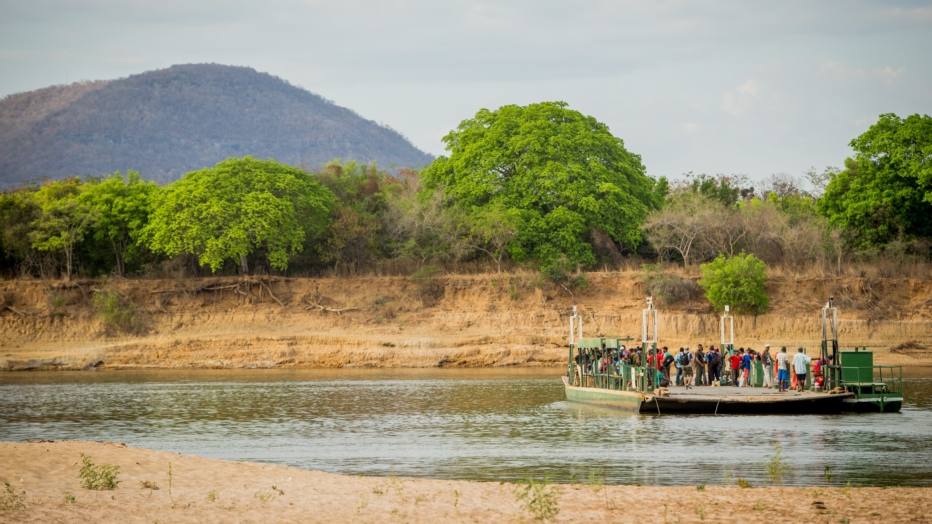 Rio São Francisco seca e ameaça agricultura mineira