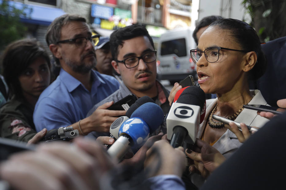 Marina Silva, da Rede, conversa com a imprensa em SÃ£o Paulo