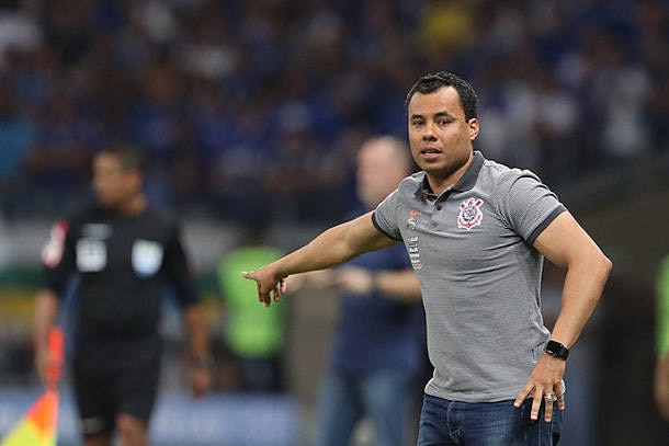 Jair defende equipe e pede por coerência “O favorito venceu”