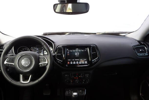 VW Tiguan Allspace x Jeep Compass Longitude