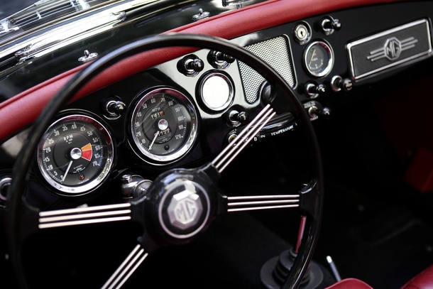 Carro do leitor - MG Model A 1958