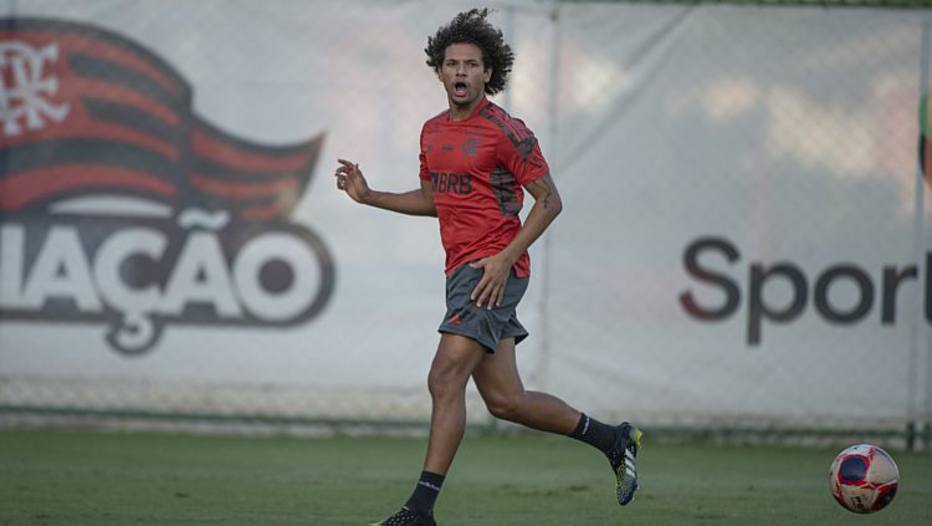 Em situação confortável, Flamengo revê Volta Redonda para confirmar vaga na final