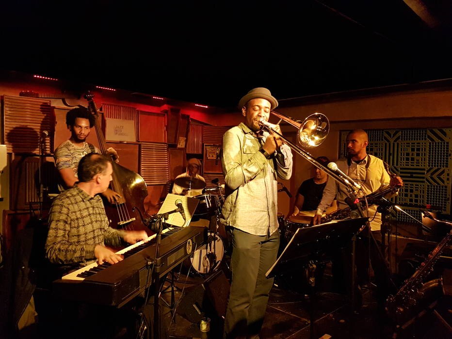 ctv-ult-jazz-nos-fundos-2