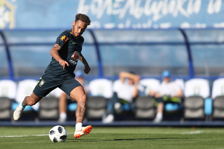 Tite define escalação da estreia do Brasil na Copa do ...