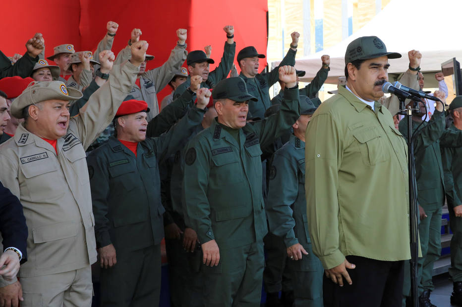 Nicolás Maduro e milícia