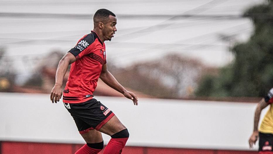 Atl&eacute;tico-GO quer superar desgaste f&iacute;sico e emocional diante do Botafogo