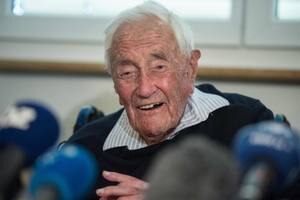 Cientista de 104 anos se prepara para suicídio assistido na Suíça