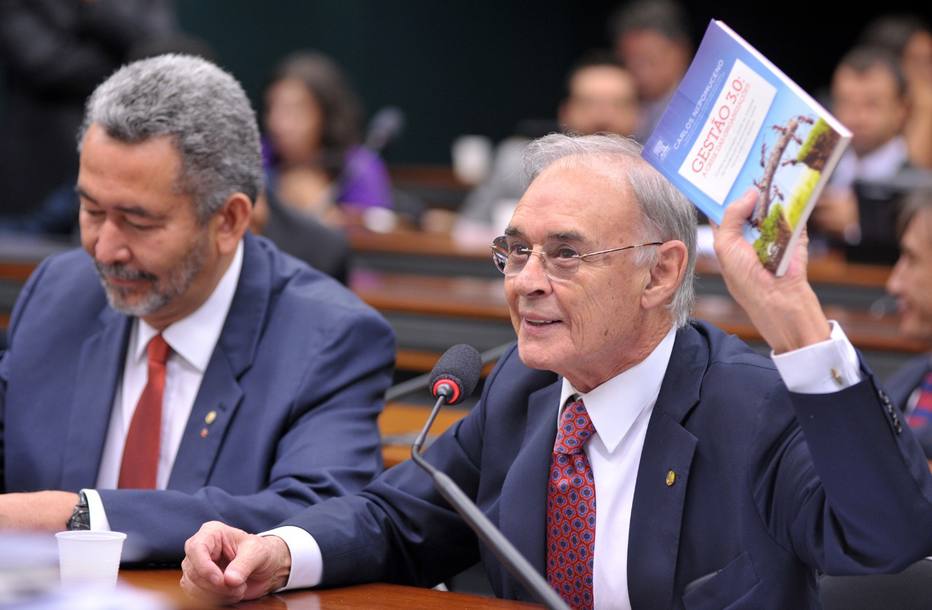Arolde de Oliveira Senador Rio