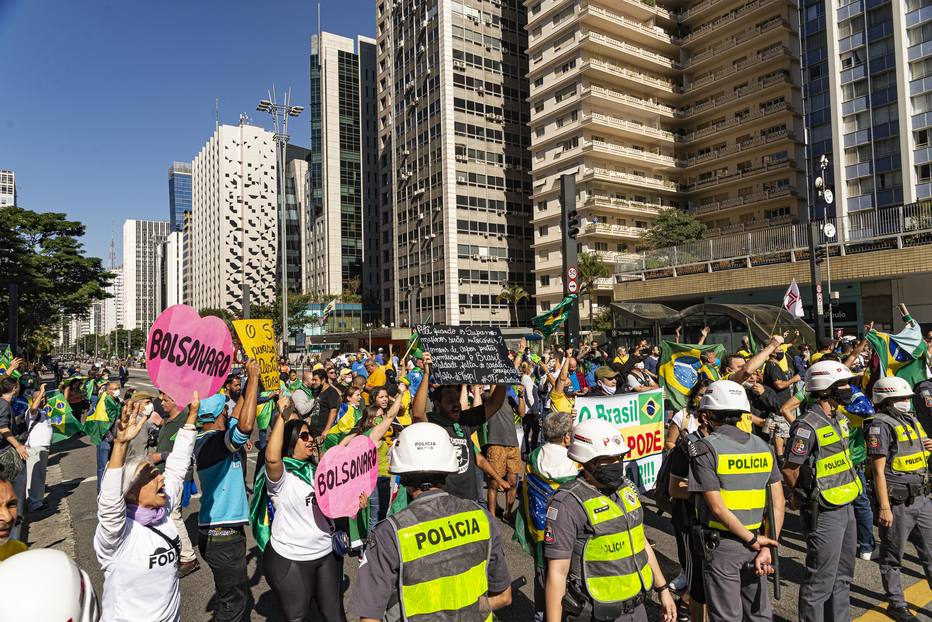 Governo paulista tenta conter avan&ccedil;o do bolsonarismo na Pol&iacute;cia Militar -  Pol&iacute;tica - Estad&atilde;o