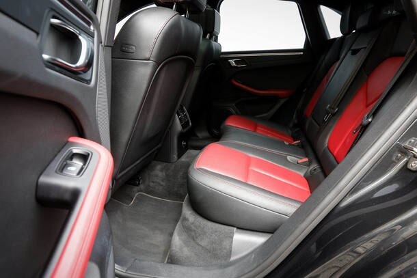 Porsche Macan 2.0 x Jaguar F-Pace diesel
