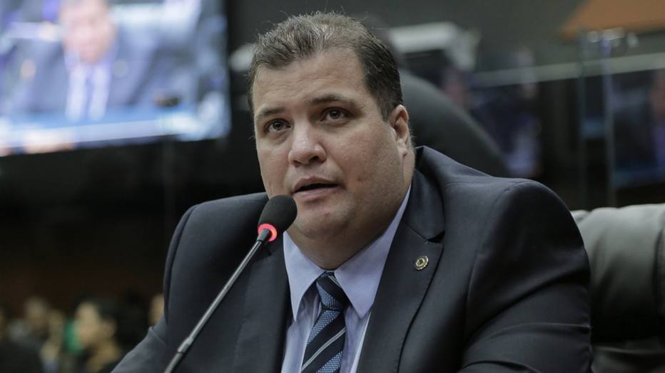 O deputado estadual Jeferson Alves (PTB) na Assembleia Legislativa de Roraima