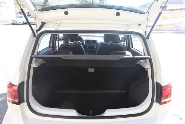 Fiat Argo HGT x VW Fox Pepper