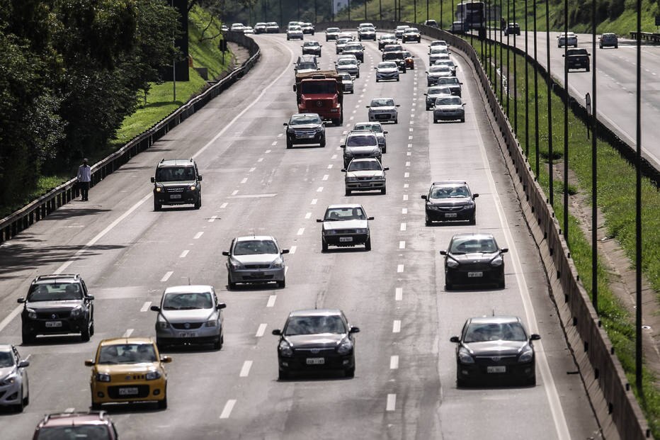 Trecho da rodovia Castelo Branco terá velocidade máxima reduzida São