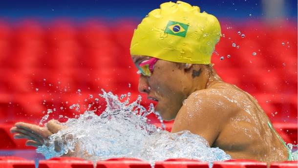 Maria Carolina Santiago vence prova dos 100m nado peito na Paralimpíada de Tóquio