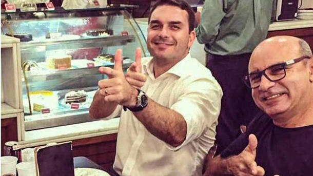 Flávio e Queiroz
