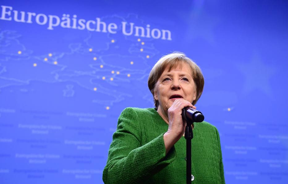 A chanceler alemã, Angela Merkel, participa de encontro informal em reunião de líderes da União Europeia em Bruxelas