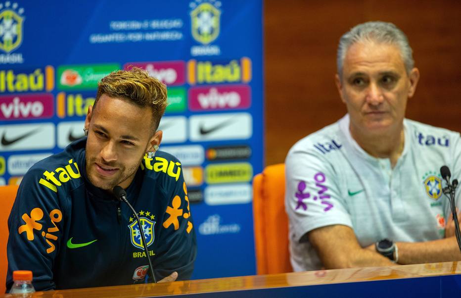 Neymar e Tite concedem entrevista antes do amistoso diante da Argentina