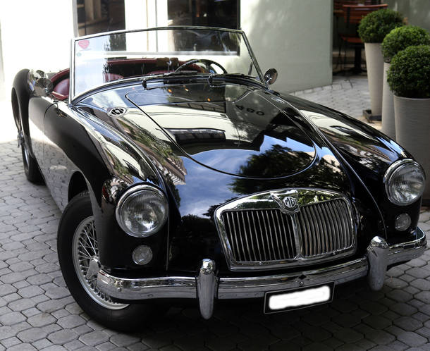 Carro do leitor - MG Model A 1958