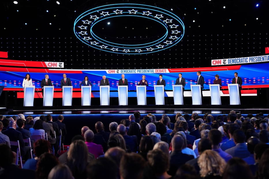 Em debate, pré-candidatos democratas focaram ataques em Donald Trump